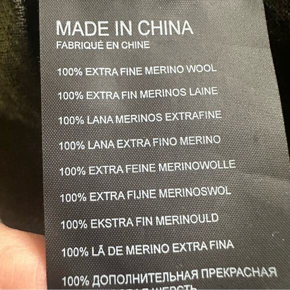 Club Monaco Agnes Sweater V Neck 100% Extra Fine Merino Wool MEDIUM Green Black - Picture 8 of 11